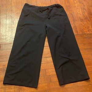 Zella Cropped Stretch Pants